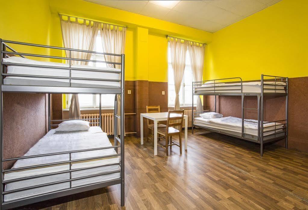A Plus Hotel & Hostel 프라하 외부 사진